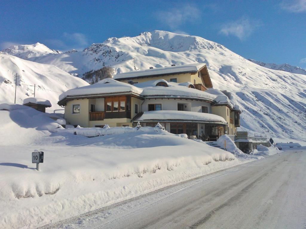 Hotel Alpenjuwel Melago Eksteriør bilde