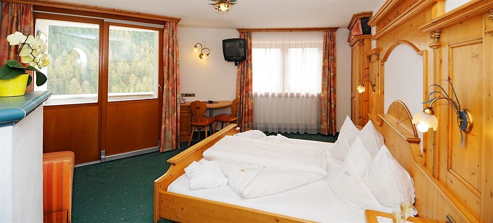 Hotel Alpenjuwel Melago Eksteriør bilde